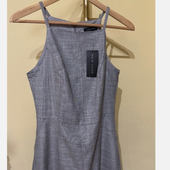 New Look Dresses & Skirts - Stylish Office/Smart little grey dress- US 4/Small-